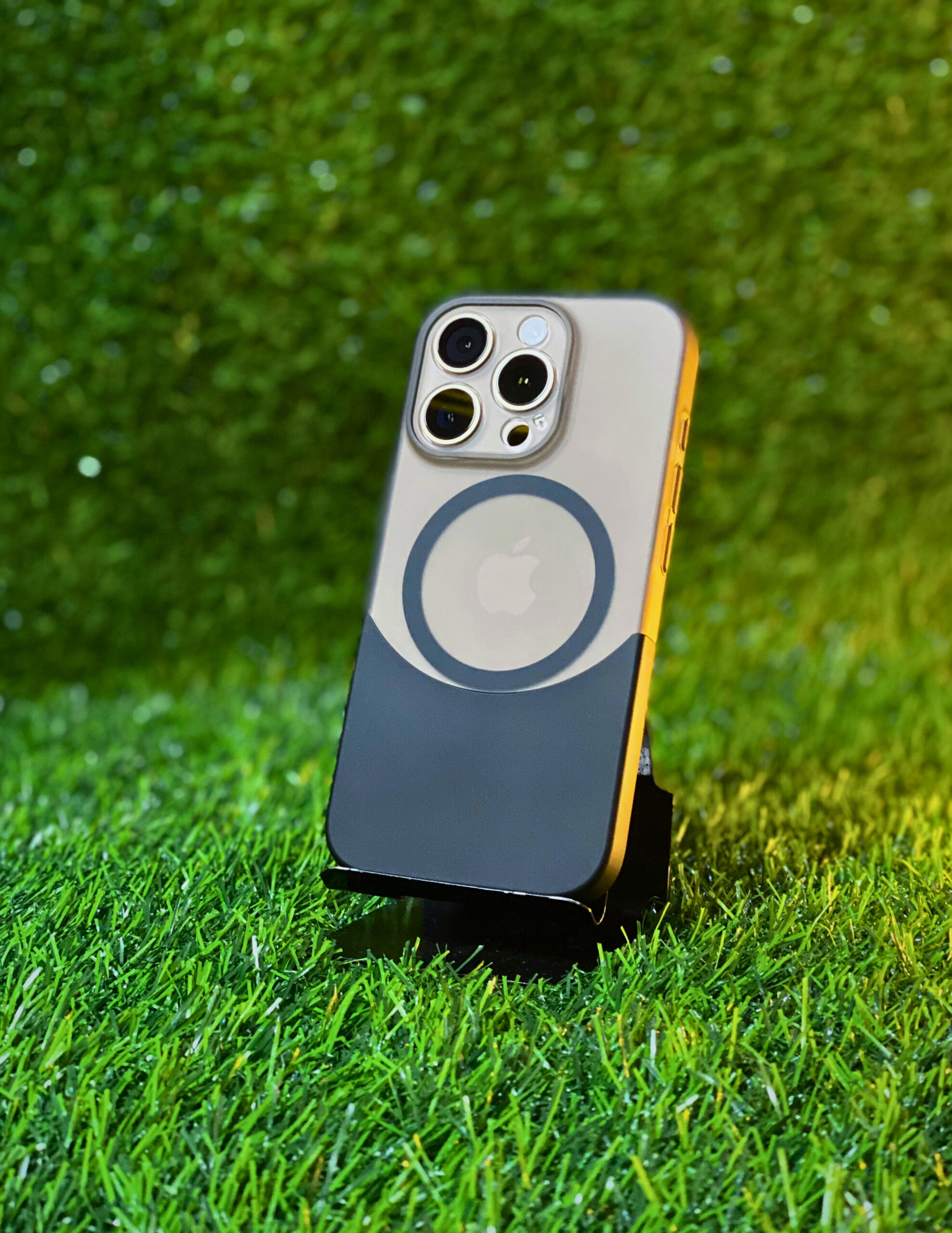 Trendy Zone® Magnetic Duel ton Grip Case