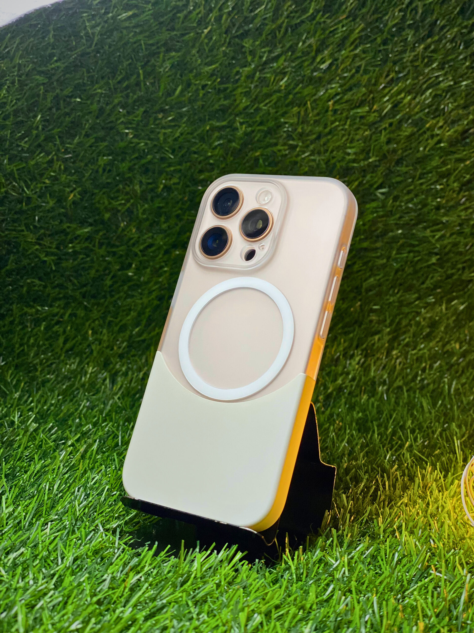 Trendy Zone® Magnetic Duel ton Grip Case